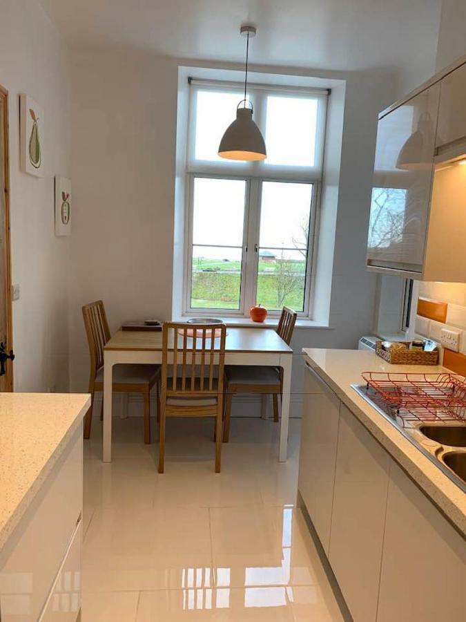 Postman'S Knock, Lynmouth, First Floor Apartment With Private Parking Exterior photo
